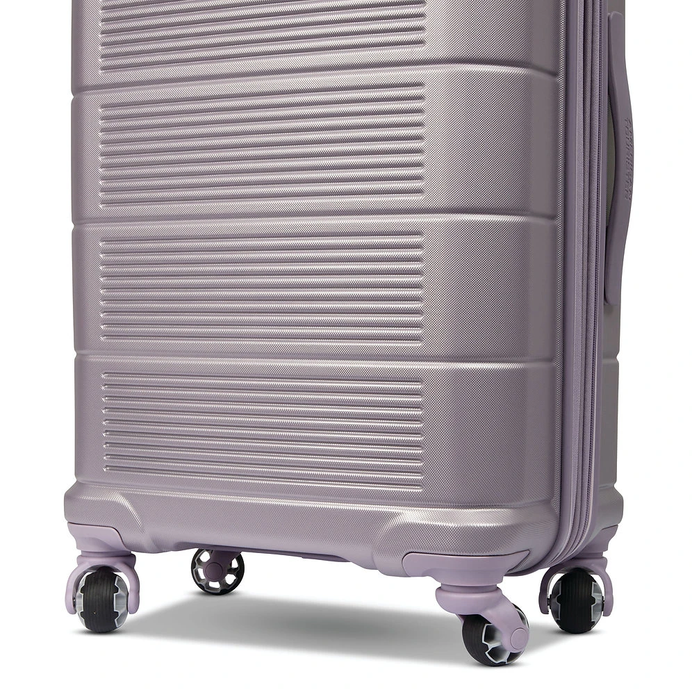 American Tourister Stratum 2.0 24" Medium Spinner 3 American Tourister Stratum 2.0 24" Medium Spinner - Image 3